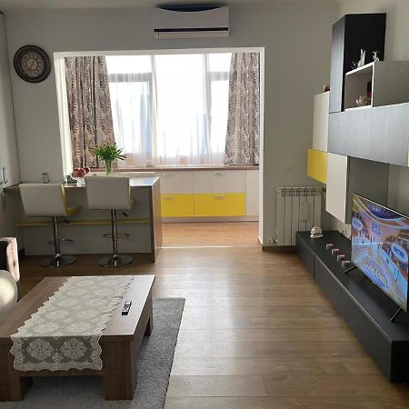Apartmán Stone Park Focşani Exteriér fotografie