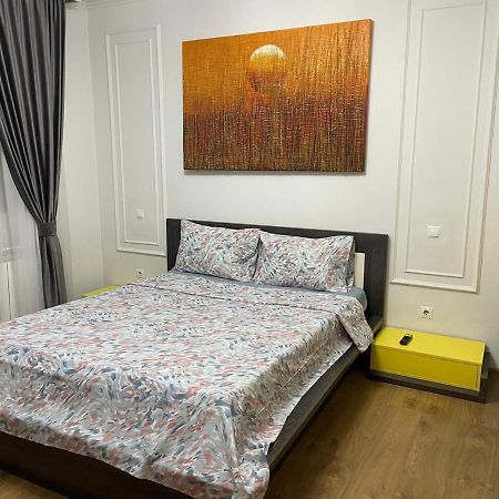 Apartmán Stone Park Focşani Exteriér fotografie