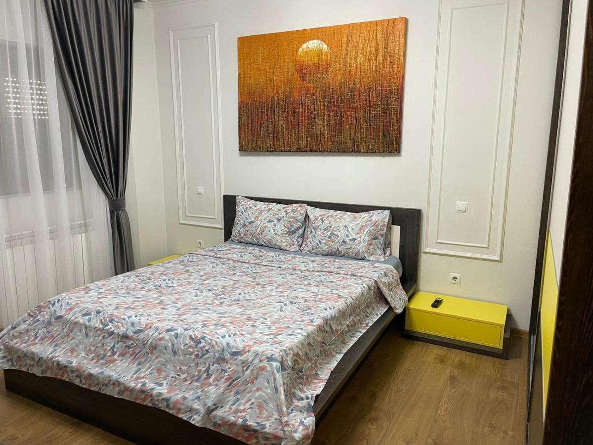 Apartmán Stone Park Focşani Exteriér fotografie
