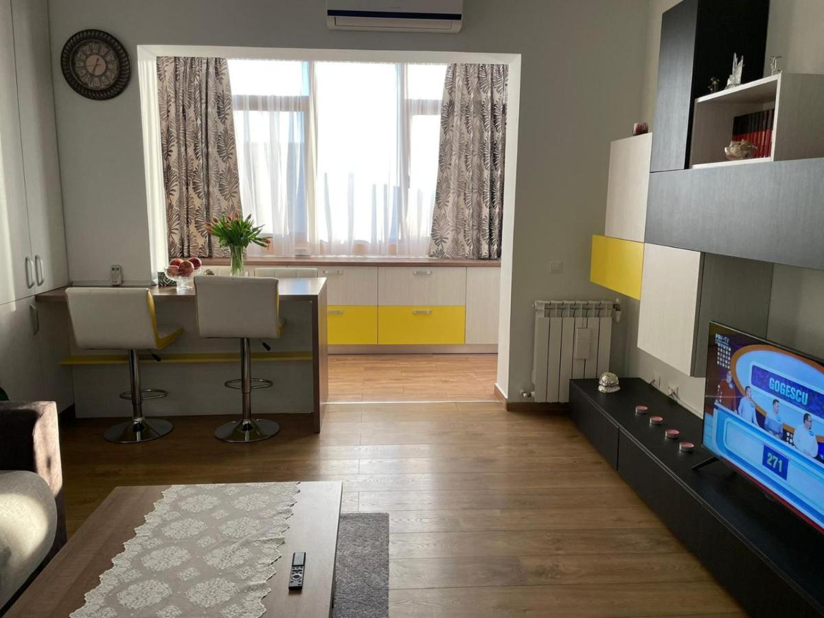 Apartmán Stone Park Focşani Exteriér fotografie
